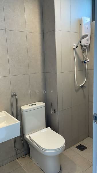 Servis Apartment untuk Dijual di Residensi MH Platinum 2 - Eddy . - Bathroom - PropertyGuru.com.my