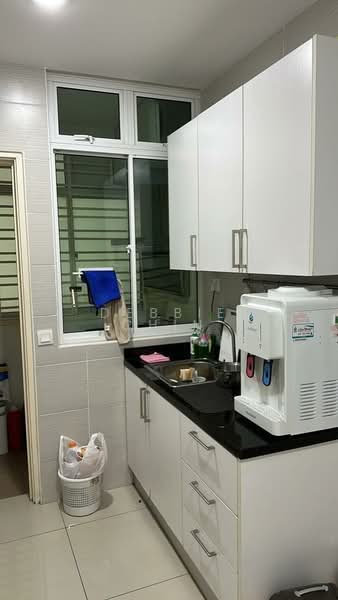 Apartment for Sale at Perling Heights Apartments - Debbie Chin - Kitchen - PropertyGuru.com.my