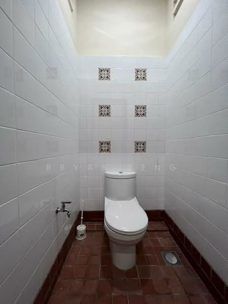 Shop for Sale in George Town (Penang) - Bryan Teng - Bathroom - PropertyGuru.com.my