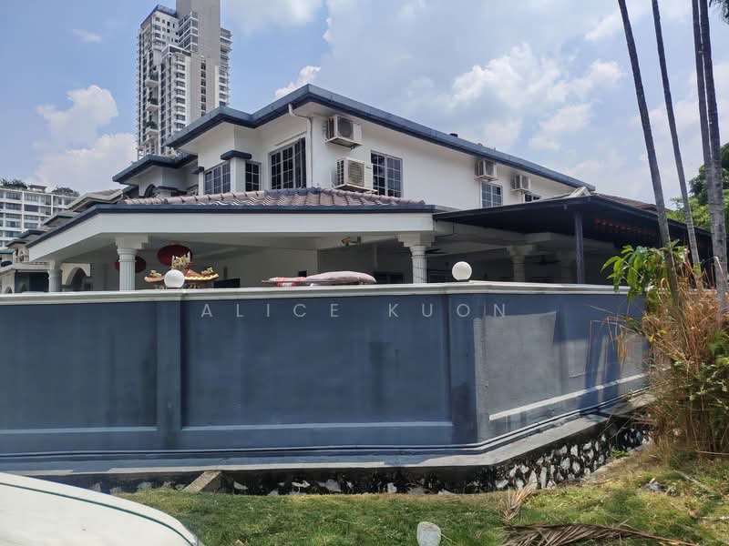 2-storey Terraced House for Sale in Usj 1 (Subang Jaya) - Alice Kuon - Exterior - PropertyGuru.com.my