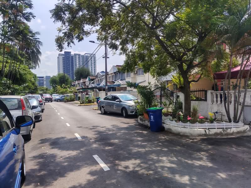 2-storey Terraced House for Sale in Usj 1 (Subang Jaya) - Alice Kuon - Exterior - PropertyGuru.com.my