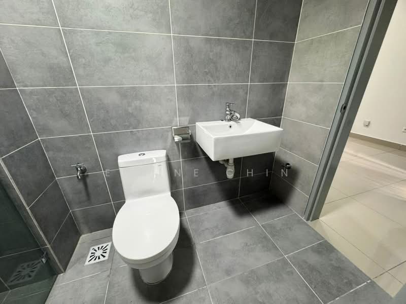 Service Residence for Sale at 121 Residences - Elaine Chin - Bathroom - PropertyGuru.com.my
