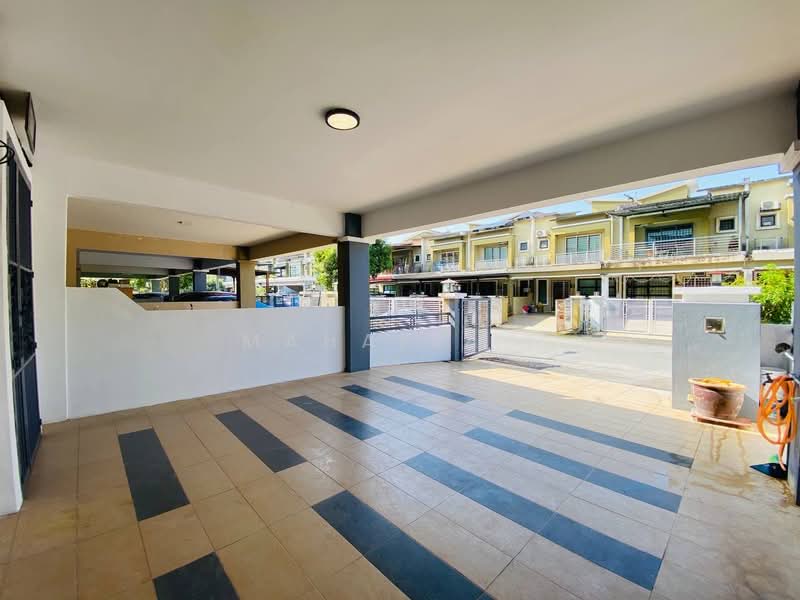 Terraced House for Sale in Perdana College Heights (Mantin) - Mahafiz . - PropertyGuru.com.my