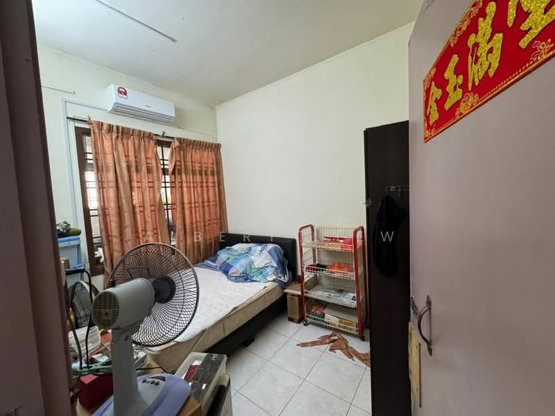 Rumah Teres 2 Tingkat untuk Dijual di Skudai (Johor) - Albert Liew - Bedroom - PropertyGuru.com.my