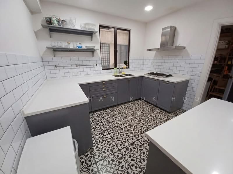 Condominium for Sale at Menara Duta 2 - Eric Chan Kok Hoo - Kitchen - PropertyGuru.com.my
