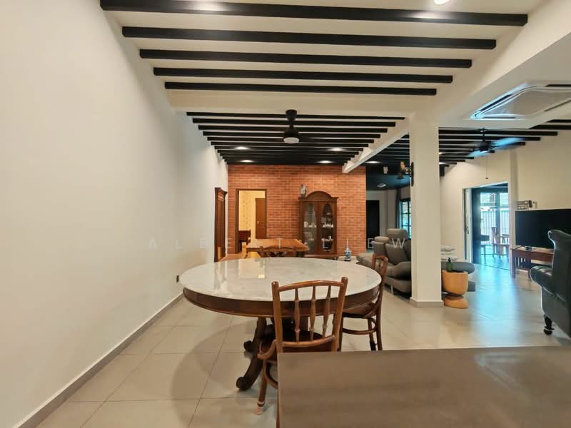 2-storey Terraced House for Sale in Johor Bahru (Johor) - Albert Liew - Living Room - PropertyGuru.com.my