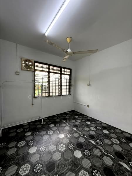 2-storey Terraced House for Sale in Taman Rinting (Masai) - Calvin Lee - PropertyGuru.com.my
