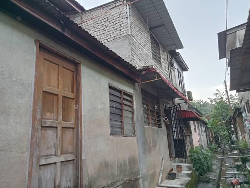 2-storey Terraced House for Sale in Taman Segar (Segamat) - Mohd Faez - Exterior - PropertyGuru.com.my