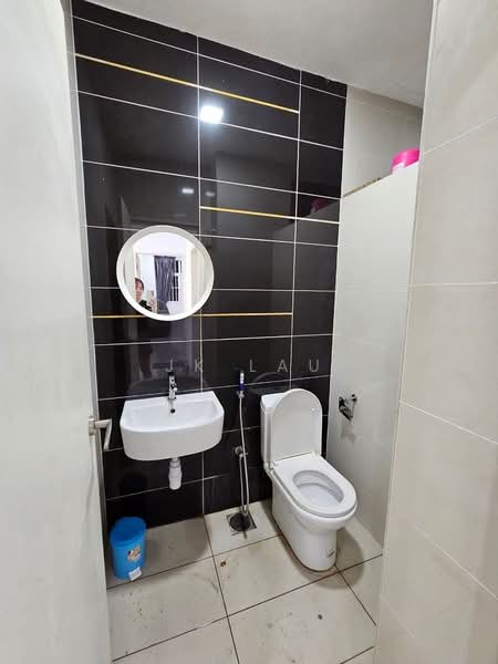 Condominium for Sale at Skypod Residence - JK Lau - Bathroom - PropertyGuru.com.my