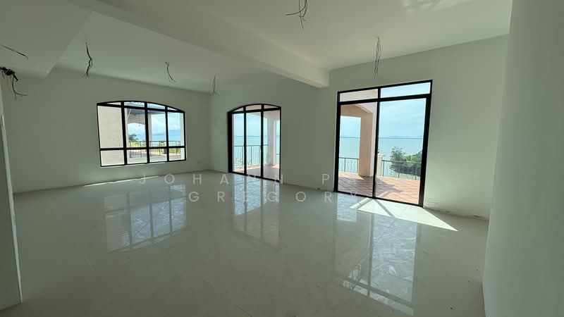 Bungalow for Sale in Batu Ferringhi (Penang) - Johann Paul Gregory - PropertyGuru.com.my