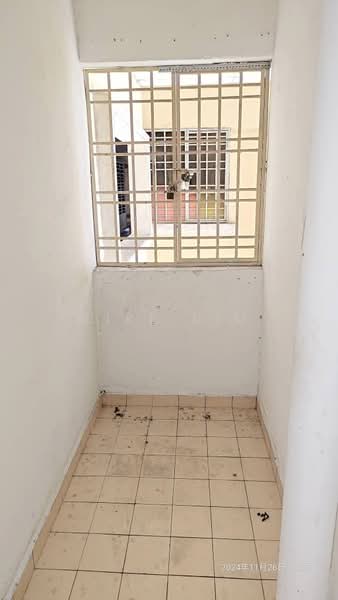 Pangsapuri untuk Dijual di Sri Gotong Apartment - Mike Lim - Balcony - PropertyGuru.com.my