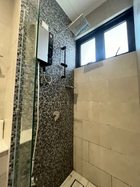 Servis Apartment untuk Disewa di The Shore - Celine Teah - PropertyGuru.com.my