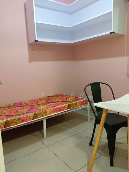 Kondominium untuk Disewa di Mutiara Ville - PJ Low - Bedroom - PropertyGuru.com.my