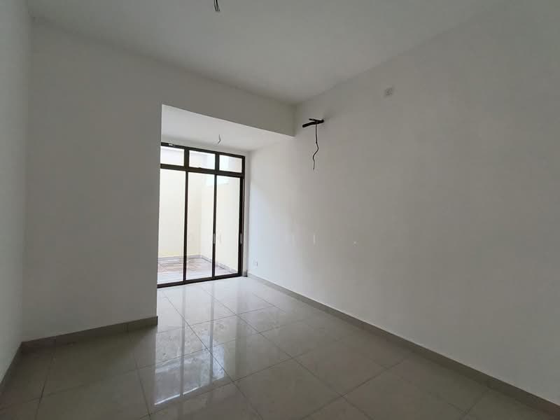Cluster House for Sale in Bandar Putra (Kulai) - Shishi . - PropertyGuru.com.my