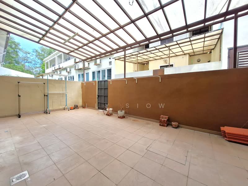 2-storey Terraced House for Sale in Bandar Kinrara Seksyen 6 (Bandar Kinrara) - Lily Siow - Backyard - PropertyGuru.com.my