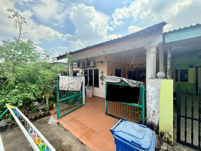 Rumah Teres 1 Tingkat untuk Dijual di Shah Alam (Selangor) - Nur Alia Omar - Exterior - PropertyGuru.com.my