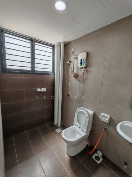 Servis Apartment untuk Disewa di ARC @ Austin Hills - Nick Tay - Bathroom - PropertyGuru.com.my