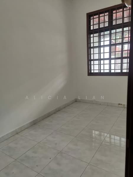 Rumah Teres 1.5 Tingkat untuk Dijual di Taman Pelangi Indah (Ulu Tiram) - Alicia Lian - Interior - PropertyGuru.com.my