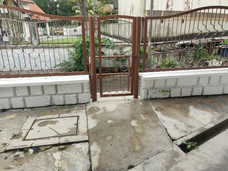 Rumah Teres 1.5 Tingkat untuk Dijual di Taman Pelangi Indah (Ulu Tiram) - Alicia Lian - Exterior - PropertyGuru.com.my
