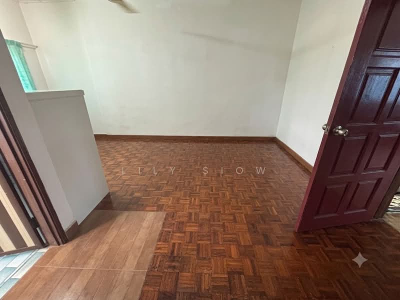 2-storey Terraced House for Sale in Kelana Jaya (Petaling Jaya) - Lily Siow - Bedroom - PropertyGuru.com.my