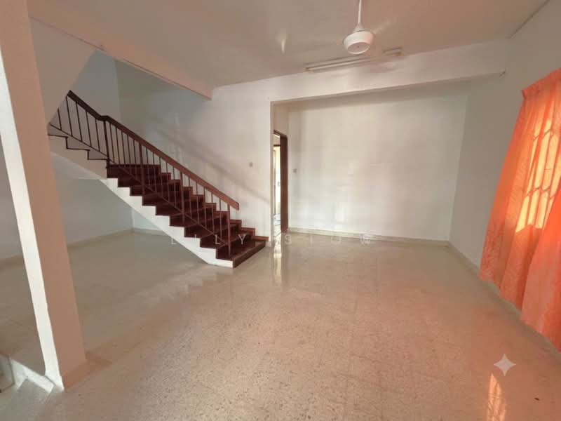 2-storey Terraced House for Sale in Kelana Jaya (Petaling Jaya) - Lily Siow - Dining Hall - PropertyGuru.com.my