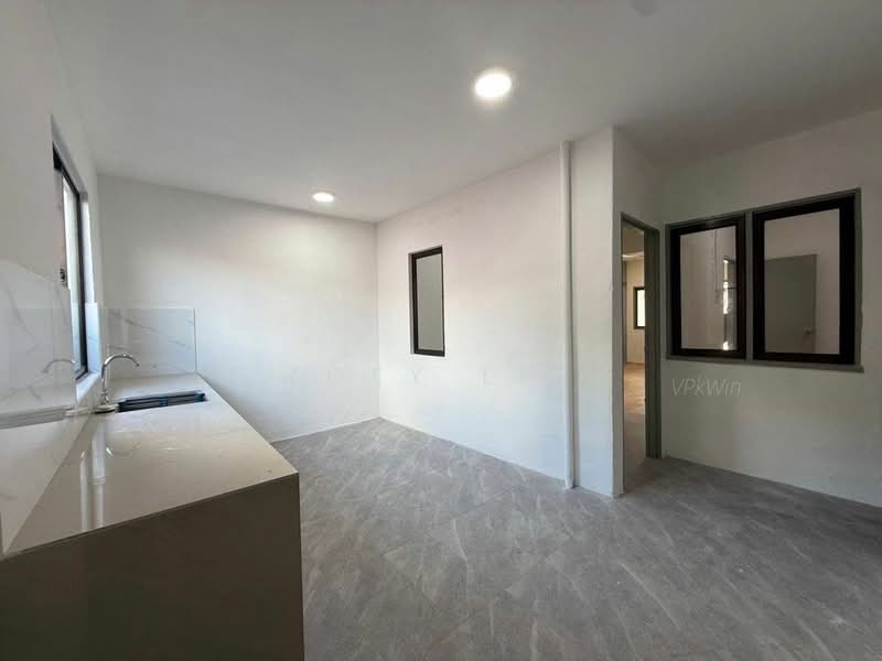 Rumah Teres 1 Tingkat untuk Dijual di Taman Gelang Emas (Gelang Patah) - Zoey Lee - Kitchen - PropertyGuru.com.my
