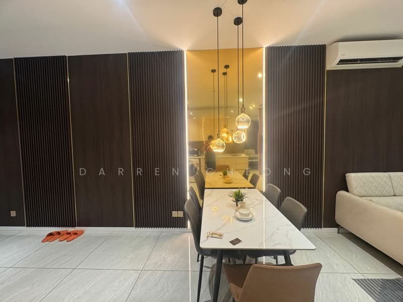 Servis Apartment untuk Dijual di Quill Residence - Darren Cheong - Dining Room - PropertyGuru.com.my