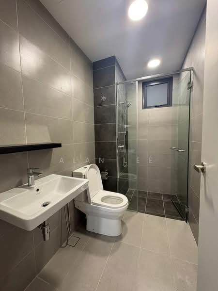 Service Residence for Rent at Sunway Belfield - Alan Lee - Bathroom - PropertyGuru.com.my