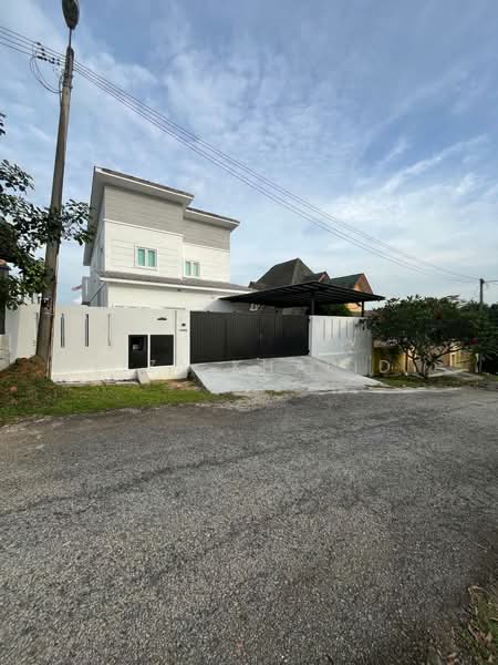 Bungalow for Sale in Bangi (Selangor) - Liza Khalid - PropertyGuru.com.my