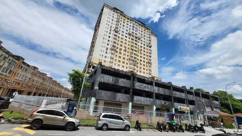 Servis Apartment untuk Dijual di Serdang Skyvillas (Serdang Perdana) - Ismi Muhammad - Exterior - PropertyGuru.com.my