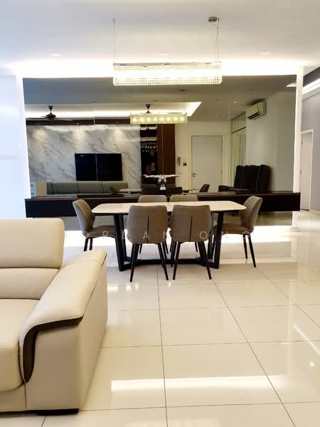 Kondominium untuk Dijual di Ferringhi Residence - Jordan Ong - Living Room - PropertyGuru.com.my