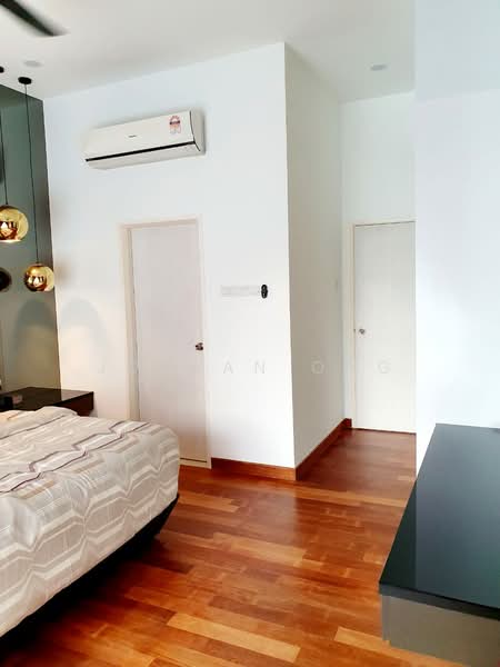 Kondominium untuk Dijual di Ferringhi Residence - Jordan Ong - Bedroom - PropertyGuru.com.my