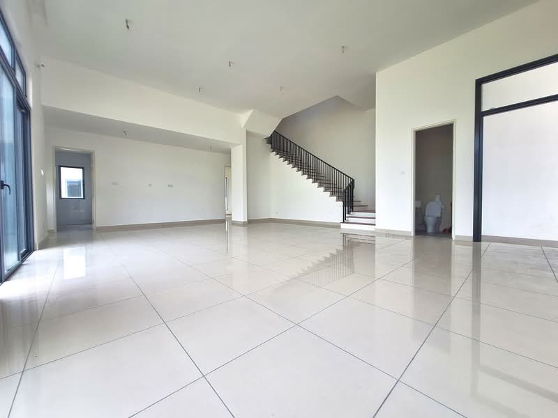 Semi-Detached House for Sale in Kota Kemuning (Shah Alam) - Lily Siow - Living Room - PropertyGuru.com.my