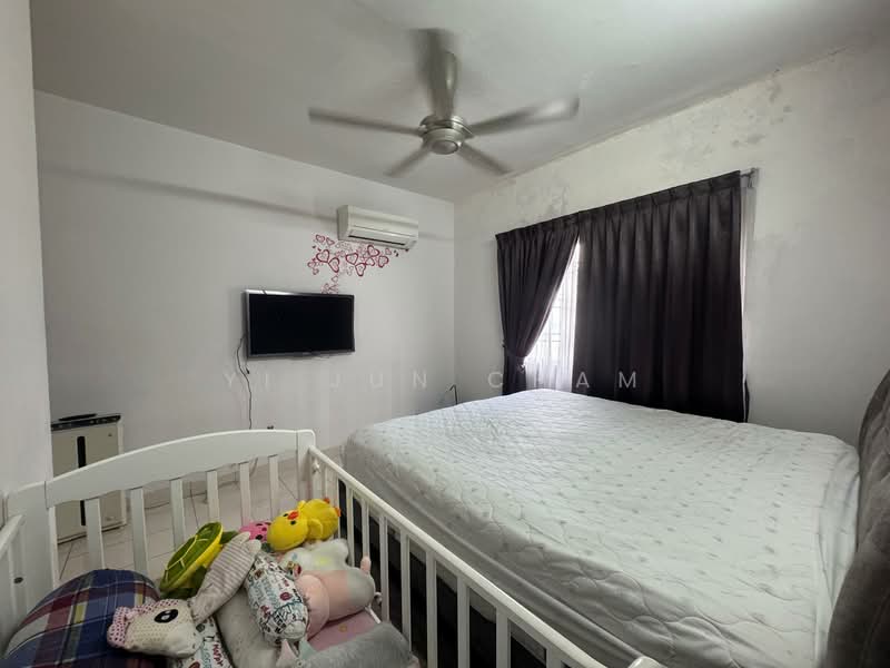 Condominium for Sale at Sri Putramas - Yi Jun Cham - Bedroom - PropertyGuru.com.my