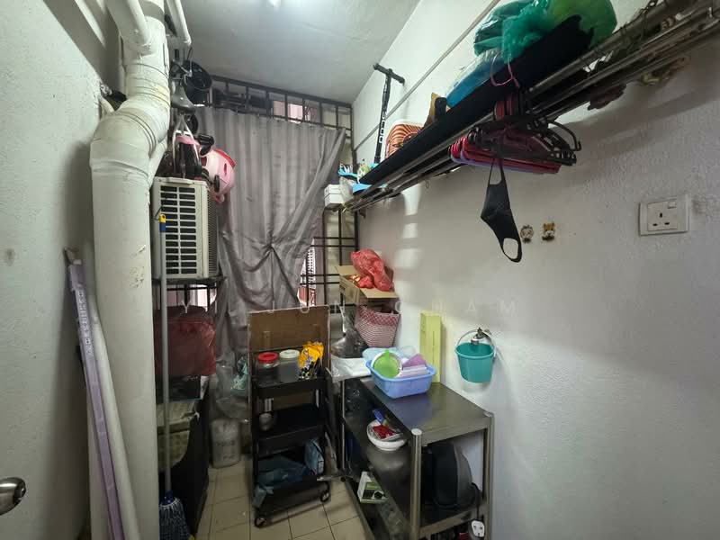 Condominium for Sale at Sri Putramas - Yi Jun Cham - Balcony - PropertyGuru.com.my