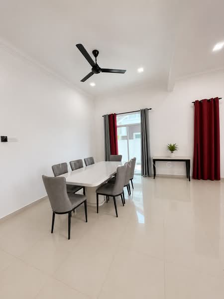 Bungalow for Sale in Taman Senawang Perdana (Senawang) - PIT WAN NG - Dining Room - PropertyGuru.com.my