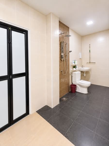 Bungalow for Sale in Taman Senawang Perdana (Senawang) - PIT WAN NG - Bathroom - PropertyGuru.com.my