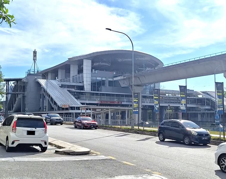 Servis Apartment untuk Dijual di Ten Kinrara - Lily Siow - Ten Kinrara - walk to LRT - PropertyGuru.com.my