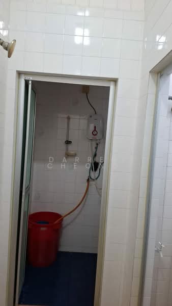 Tanah Kediaman untuk Dijual di Taman Seremban Jaya (Rantau) - Darren Cheong - Bathroom - PropertyGuru.com.my