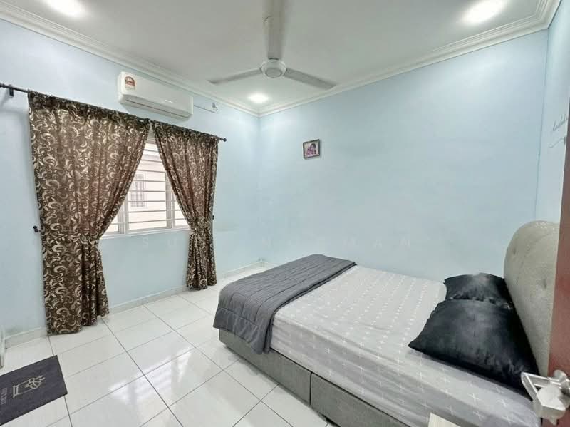 2-storey Terraced House for Sale in Pasir Gudang (Johor) - Sufi Norman - Bedroom - PropertyGuru.com.my