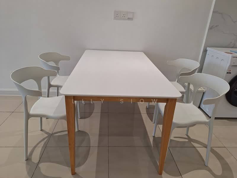 Condominium for Sale at The Zest @ Kinrara 9 - Lily Siow - Dining Room - PropertyGuru.com.my