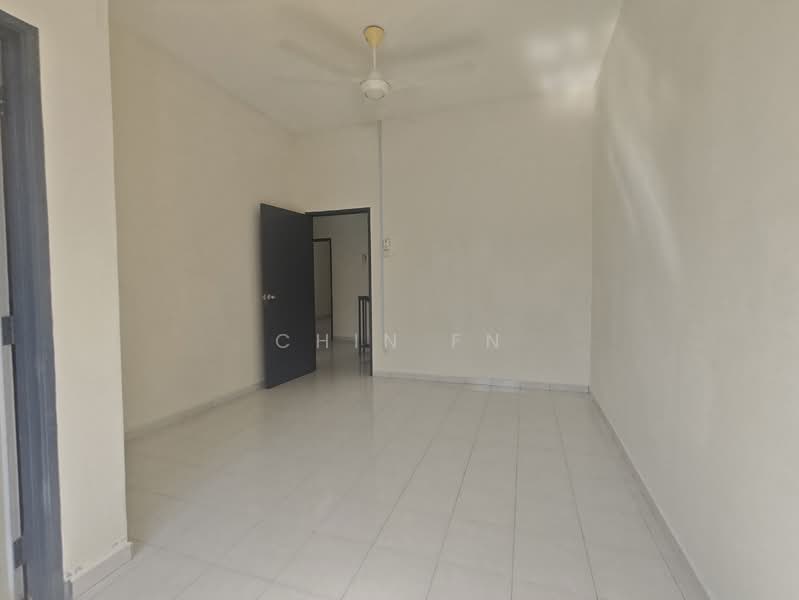 2-storey Terraced House for Sale in Taman Sutera Wangi (Batu Berendam) - CHIN FN - Interior - PropertyGuru.com.my