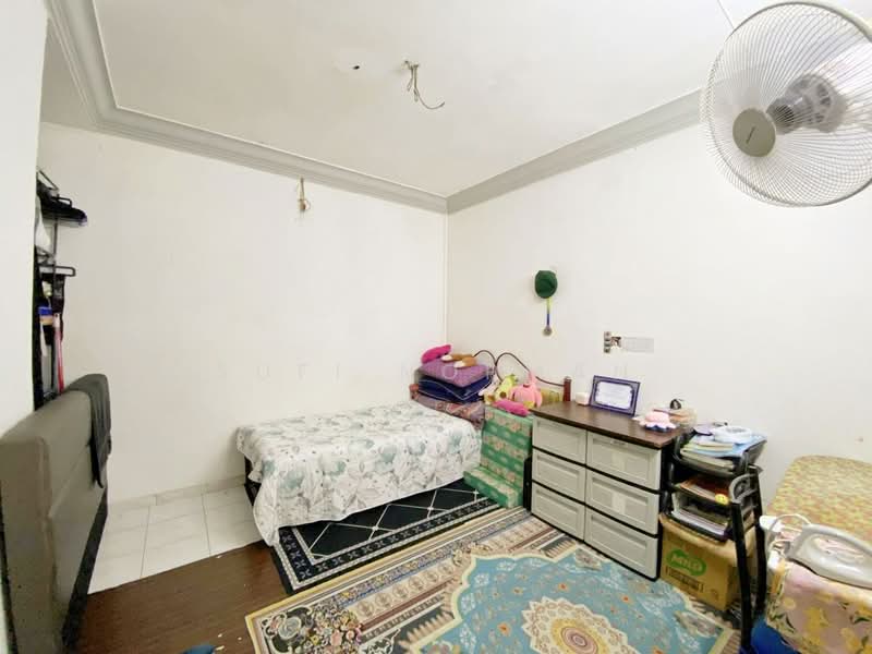 1-storey Terraced House for Sale in Pasir Gudang (Johor) - Sufi Norman - Bedroom - PropertyGuru.com.my