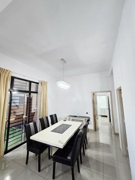 Rumah Kluster untuk Dijual di Taman Setia Indah (Tebrau) - Constance Chan - Dining Room - PropertyGuru.com.my