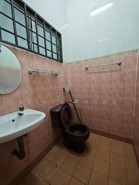 Rumah Teres 1 Tingkat untuk Dijual di Puncak Jelapang Indah (Ipoh) - Kelvin Chong - Bathroom - PropertyGuru.com.my