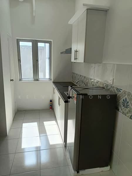 Kondominium untuk Dijual di The Anderson - Kelvin Chong - Kitchen - PropertyGuru.com.my