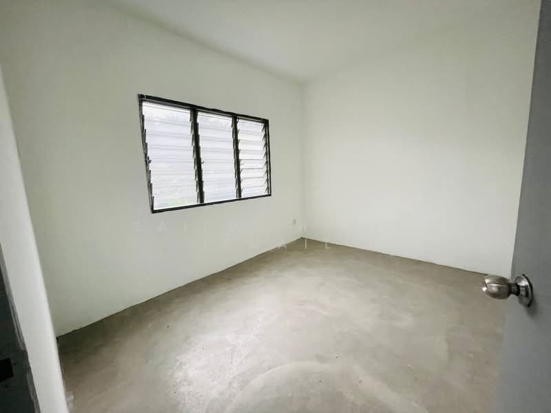 Rumah Flat untuk Dijual di Flat PKNS Taman Kuang Raya - Saiful Hafiz Ismail - PropertyGuru.com.my