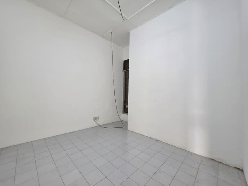 1-storey Terraced House for Sale in Taman Johor Jaya (Johor Bahru) - Bess Wong - PropertyGuru.com.my