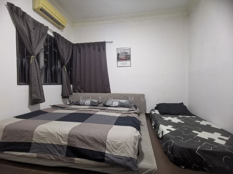 Rumah Bandar untuk Dijual di Jalan Ipoh (Kuala Lumpur) - Keith Mun - Bedroom - PropertyGuru.com.my