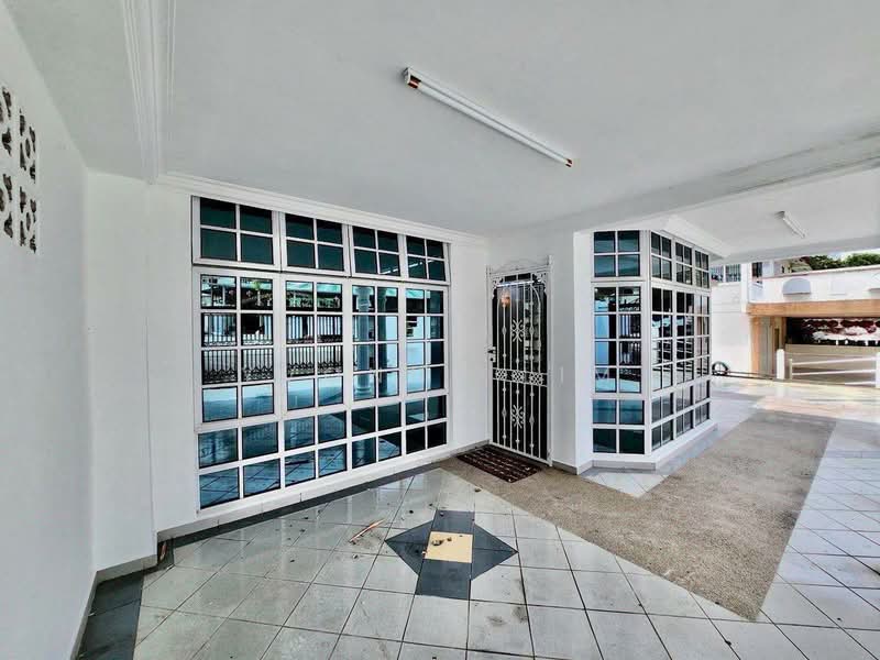 Rumah Berkembar untuk Dijual di Taman Pelangi (Johor Bahru) - Yvonne Lim - Exterior - PropertyGuru.com.my